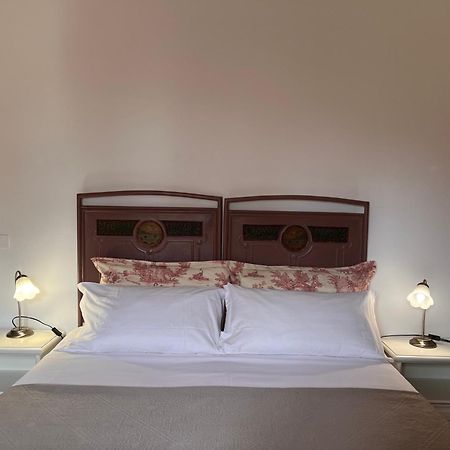 Casa Del Pino Bed & Breakfast Borgo a Buggiano Exterior photo